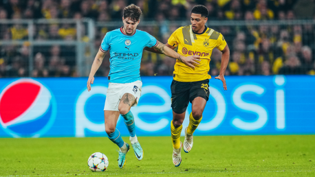 Stones: Ficar em primeiro do grupo da Liga dos Campeões é especial