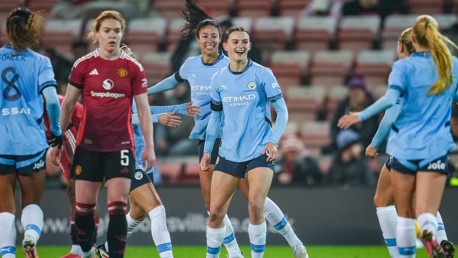 City beat United to book place in League Cup semi-finals