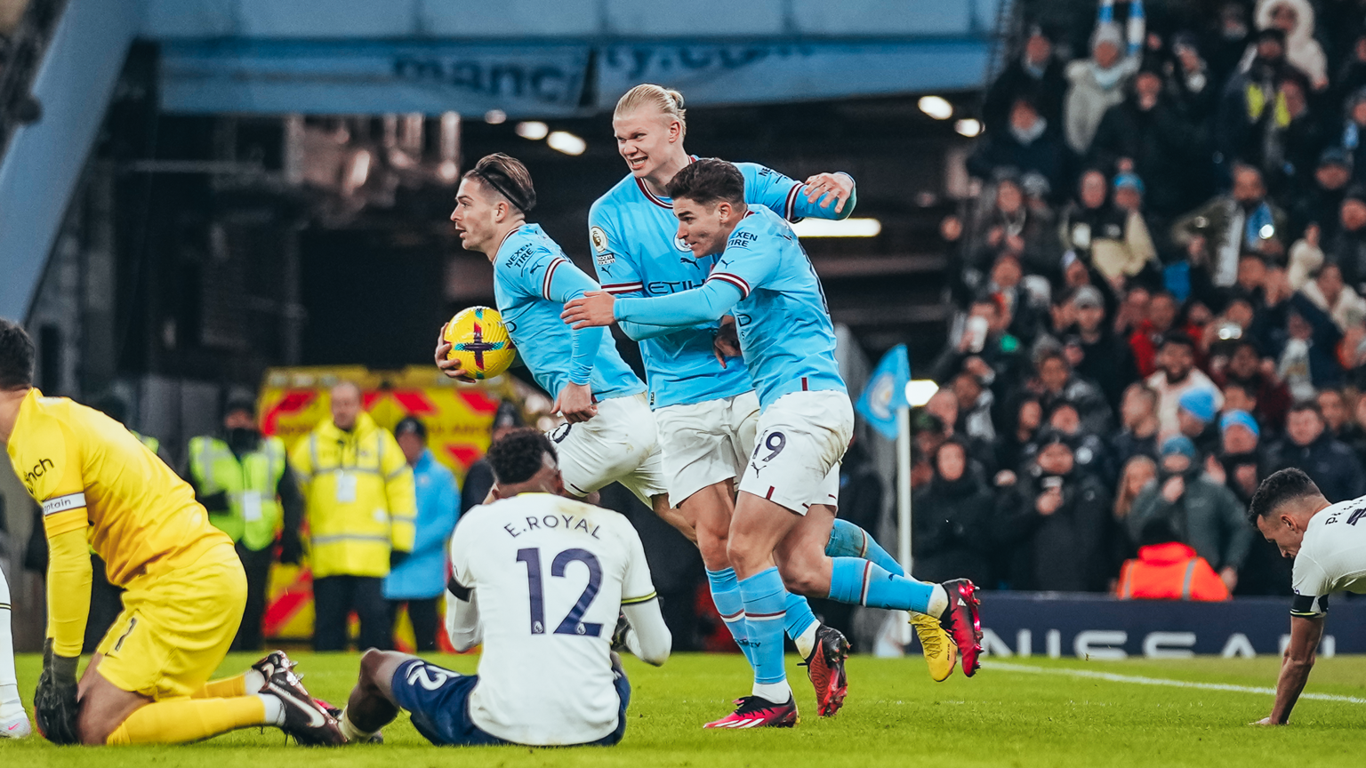 City vence o Tottenham em virada espetacular no segundo tempo