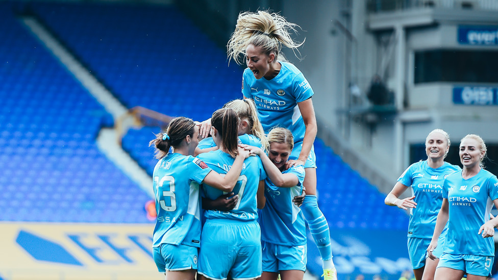 OPENING DAY DELIGHT : City celebrate a 4-0 win at Everton to kick-off our Women's Super League campaign, 4 September 2021.