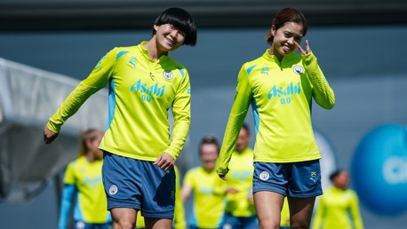 Training: Final preparations for Manchester derby
