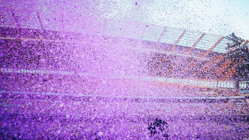 Gallery: Coldplay at the Etihad