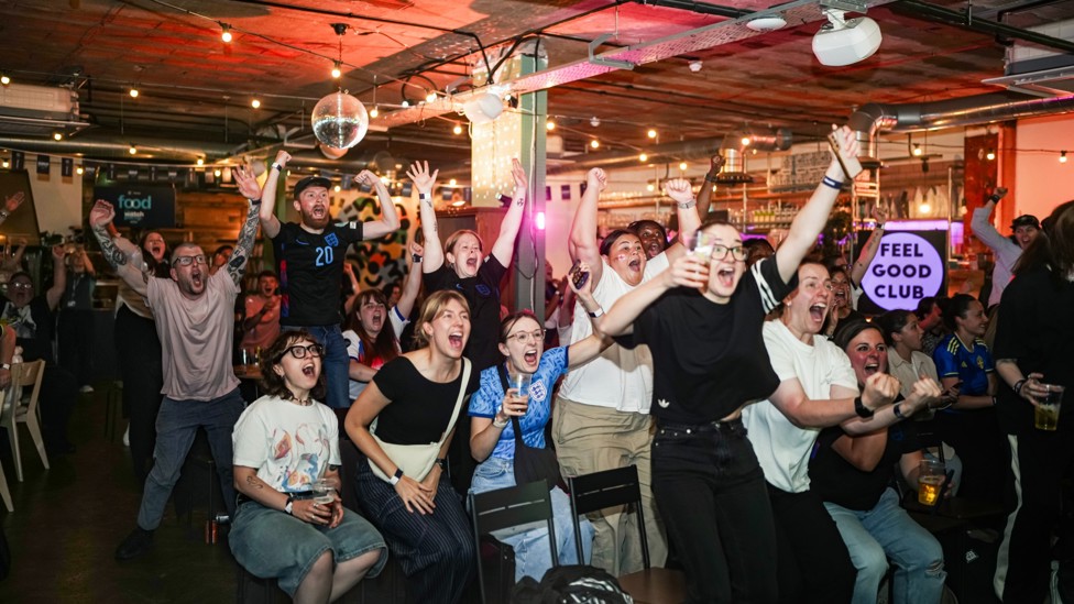 LIONESSES : Celebrations from a live watchalong at Feel Good Club in Manchester as England edge out Sweden to reach the semis!