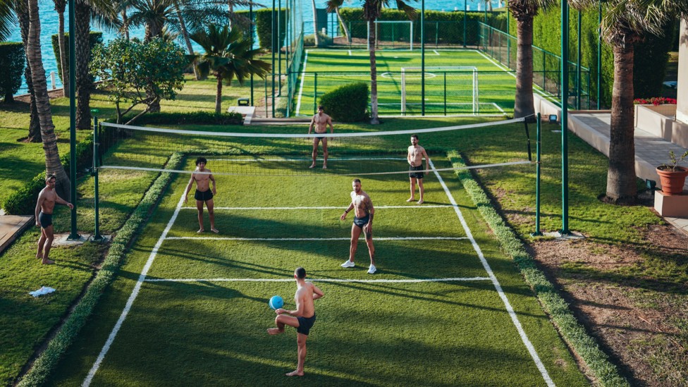 COURT SHORT : City players training in the sun.