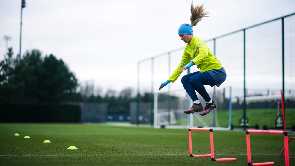 LAIA'S TURN  : Next it's our Spaniard's turn to test her jumping ability! 