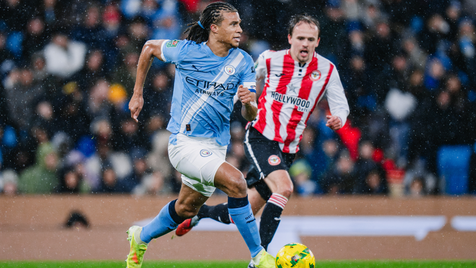 AGILE AKE : On the ball.