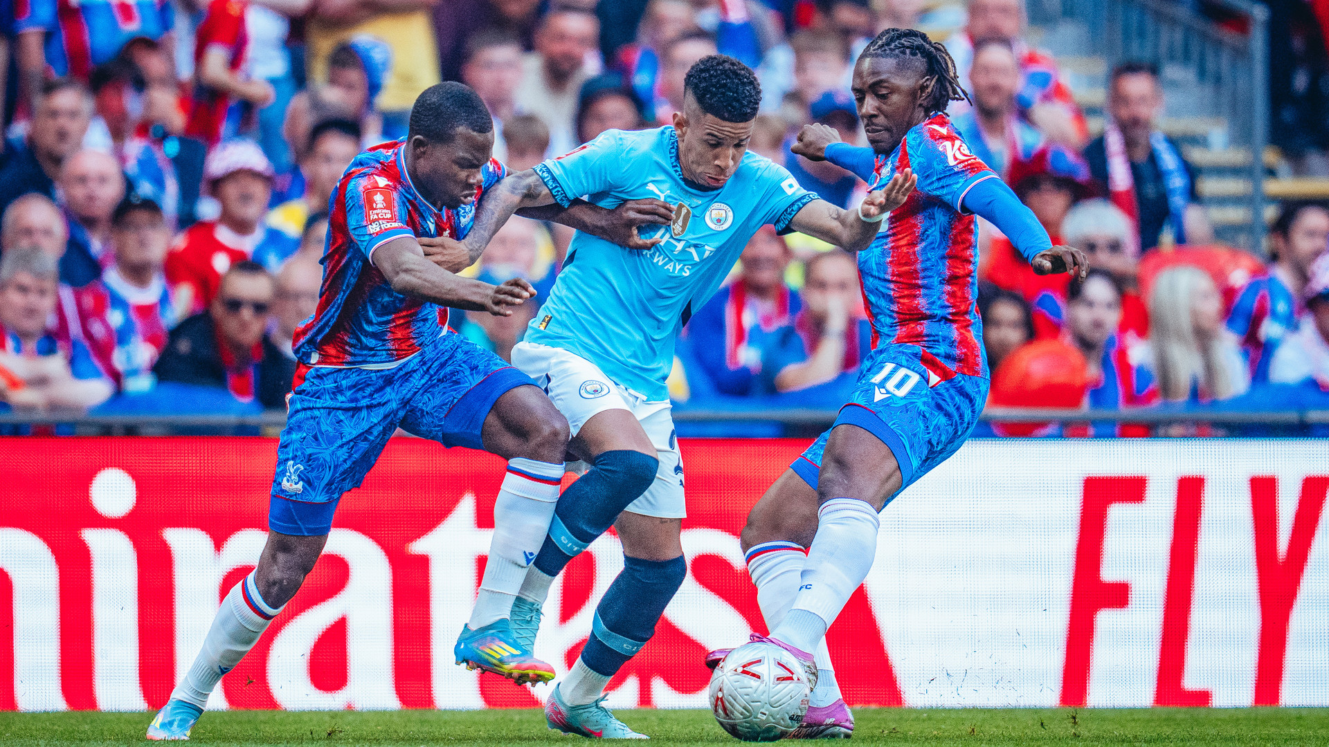 WIDE MAN: Savinho looks to break free of the Palace shackles.