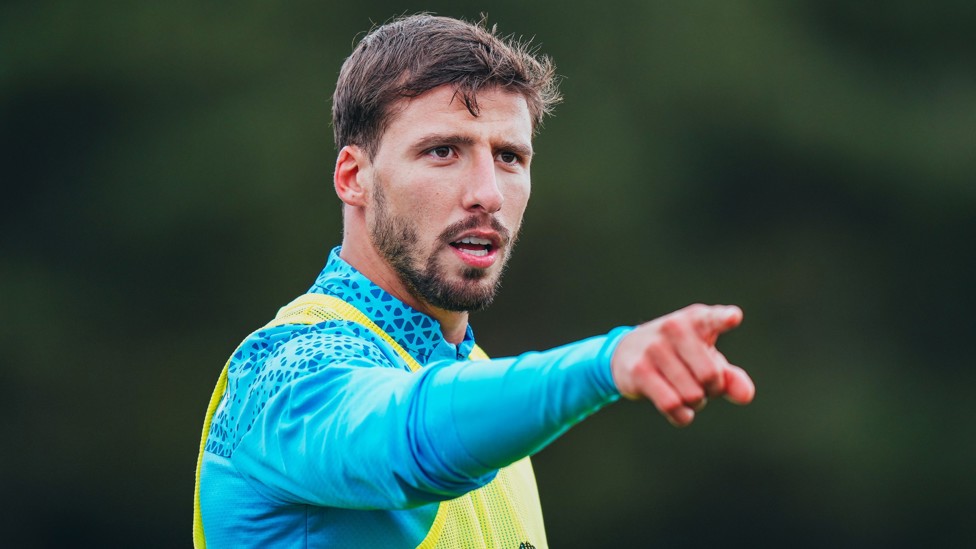 YOU TALKING TO ME? : Ruben Dias points something out during the session.