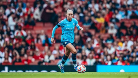 Inglaterra seleciona quatro jogadoras do City para próximos amistosos