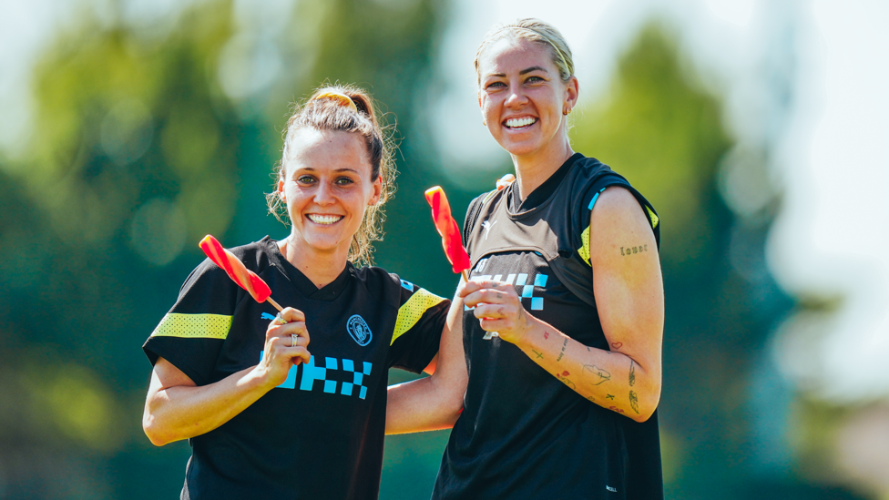 HEATWAVE : Hayley Raso and Alanna Kennedy enjoy lollies to cool down after the session!