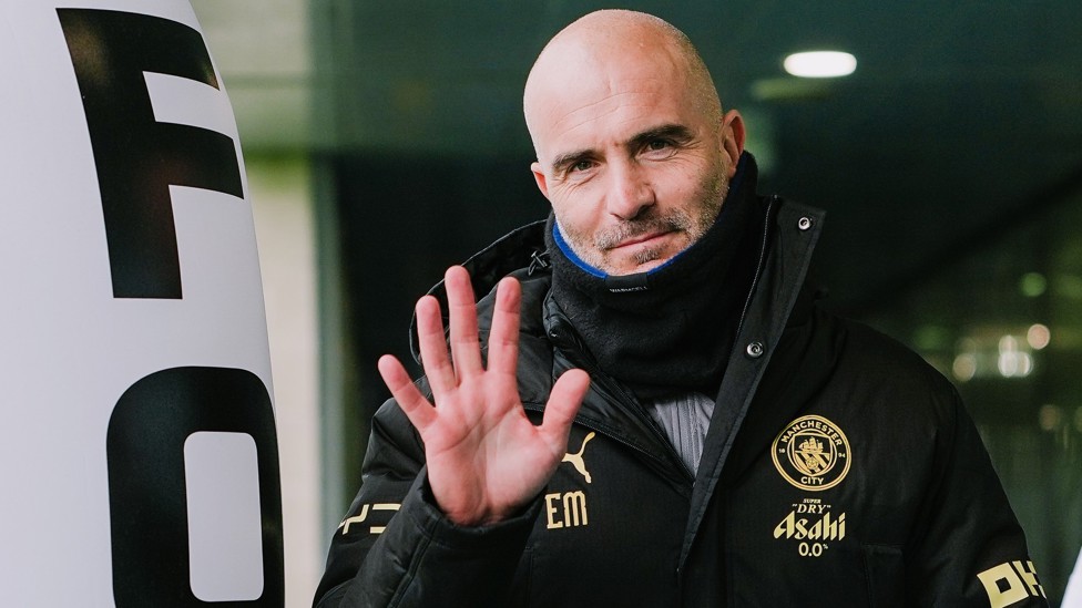 THE BOSS : Enzo Maresca on his way to training