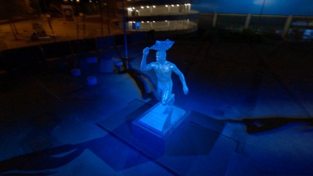 All the angles: Aguero's statue at night!