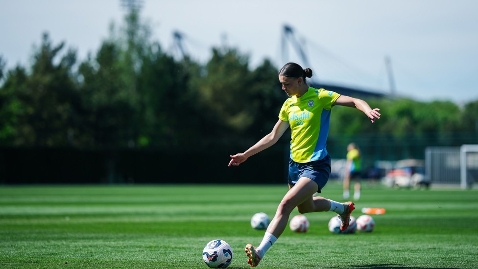 Lily Murphy takes aim...