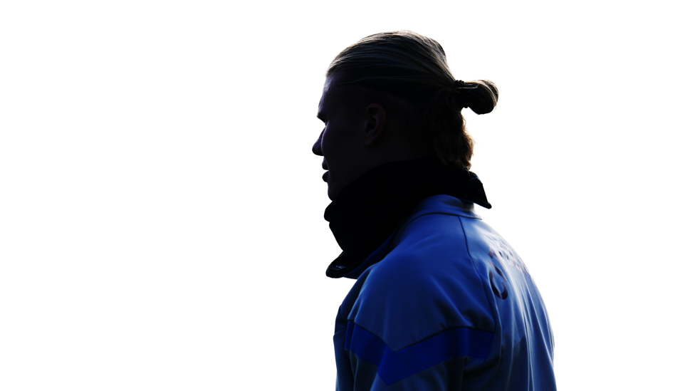 The silhouette of the Premier League's top scorer... let's hope Erling's appearance bodes well for Wednesday