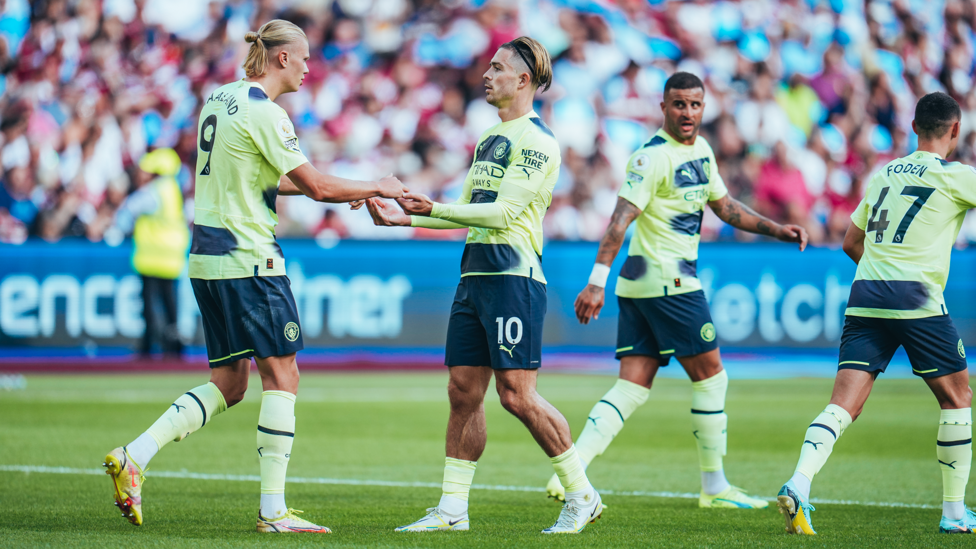 DEADLY DUO : Grealish congratulates Haaland after the goal.