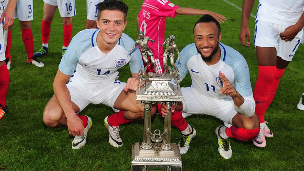 KEJAYAAN TOULON: Grealish membantu timnas Inggris U21 menjuarai turnamen Toulon pada 2016