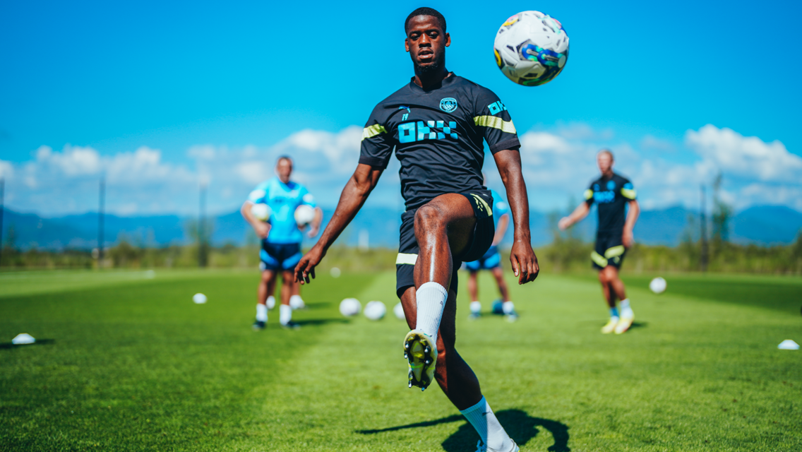 Mbete joins Bolton on loan