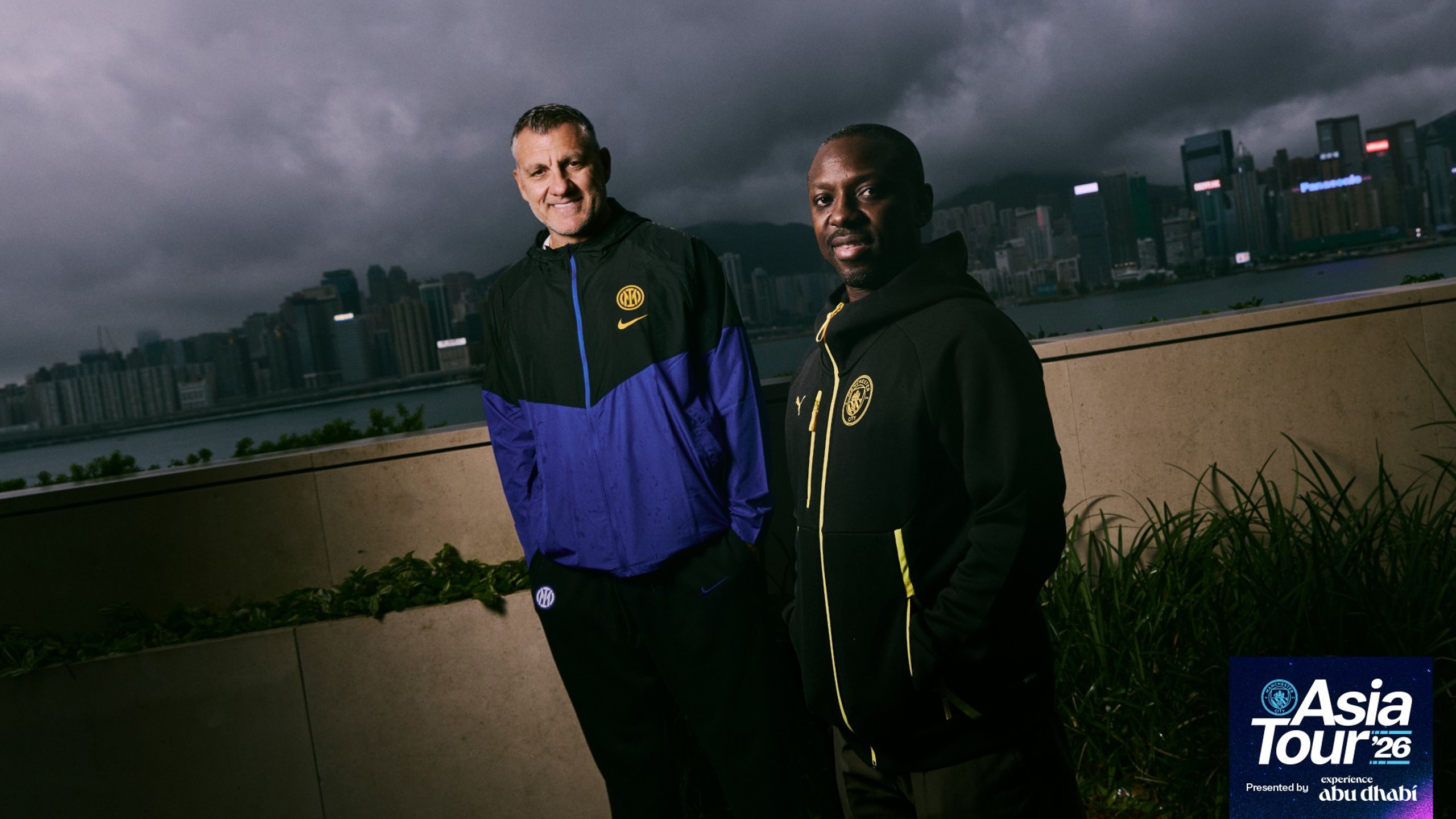 Gallery: Wright-Phillips and Vieri meet in Hong Kong