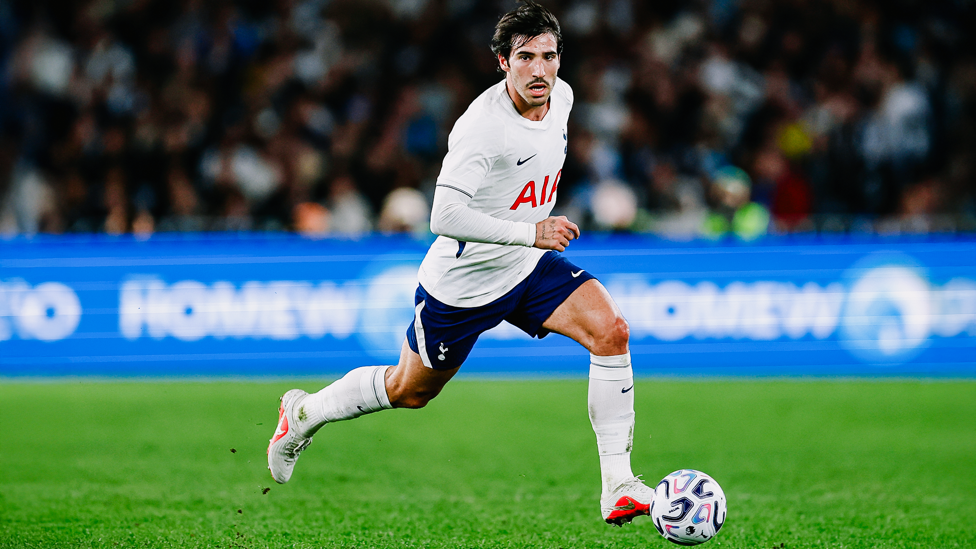 Sandro Tonali, al mando de las operaciones en los Spurs.