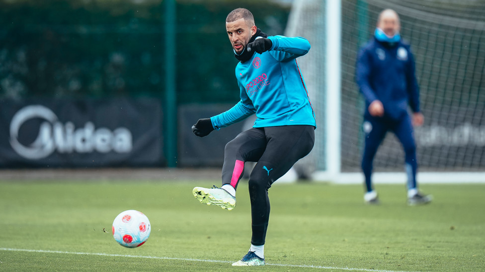BURNLEY BOUND : Kyle Walker finds a teammate