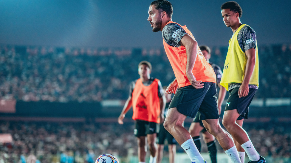 READY RAYAN : Finishing touches from Cherki.