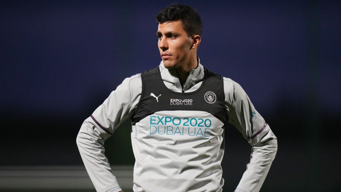 Arsenal v City: Rodrigo and Cancelo start 