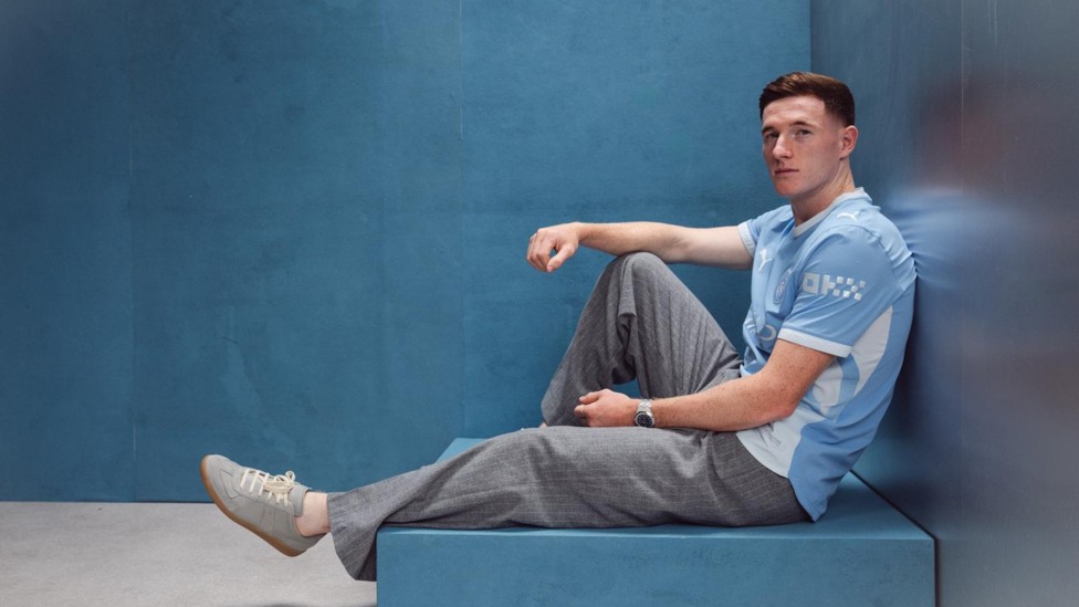 A relaxed pose in our 2026/27 shirt...