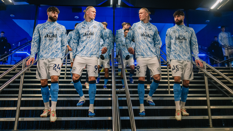 SEEING DOUBLE : Haaland and Gvardiol arrive for the warm up.