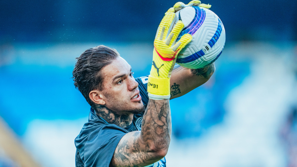 STEADY EDDIE : Safe hands in the warm up.
