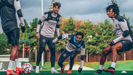 Training: Squad eye Champions League top spot 