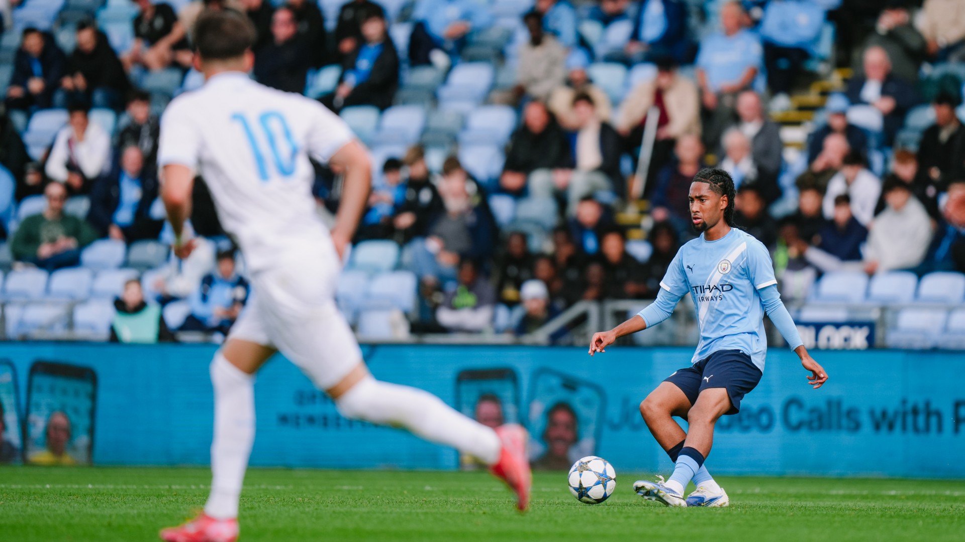 PLAYING FROM THE BACK : Kaden Braithwaite initiates an attack.