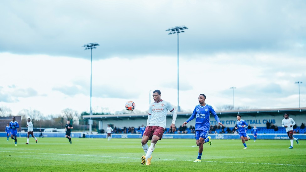 UNDER HIS SPELL : Farid Alfa-Ruprecht looks to get the ball under control. 