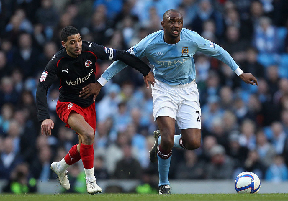 VIEIRA. : Chegou ao City em 2010 e se aposentou em 2011