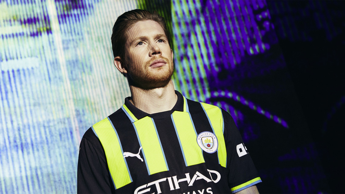 Gallery: Players try on our new PUMA 2024/25 away kit