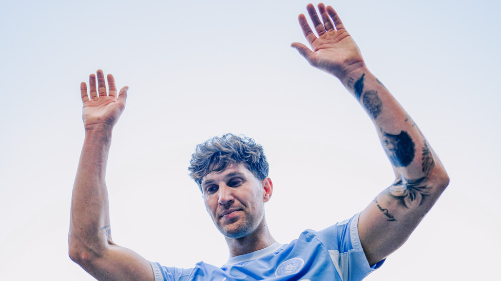 ROCK  : Stones' turn to receive a hero's goodbye. 