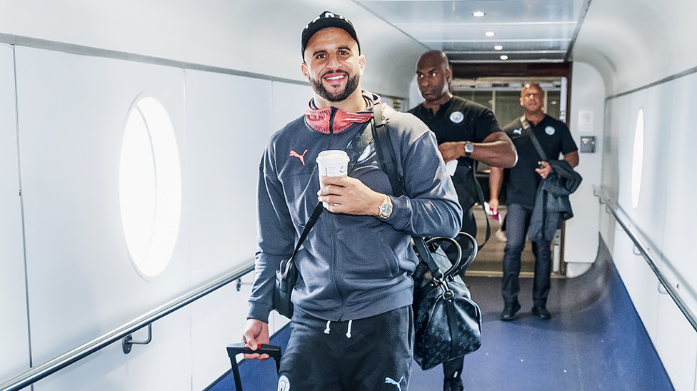 Last man standing - Kyle is fashionably late