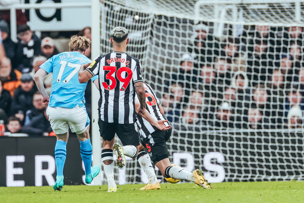 Kevin marca contra o Newcastle! 
