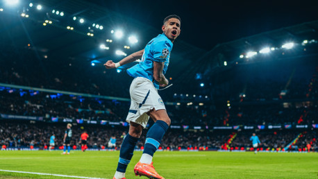 City vira contra o Brugge e segue vivo na Champions League 