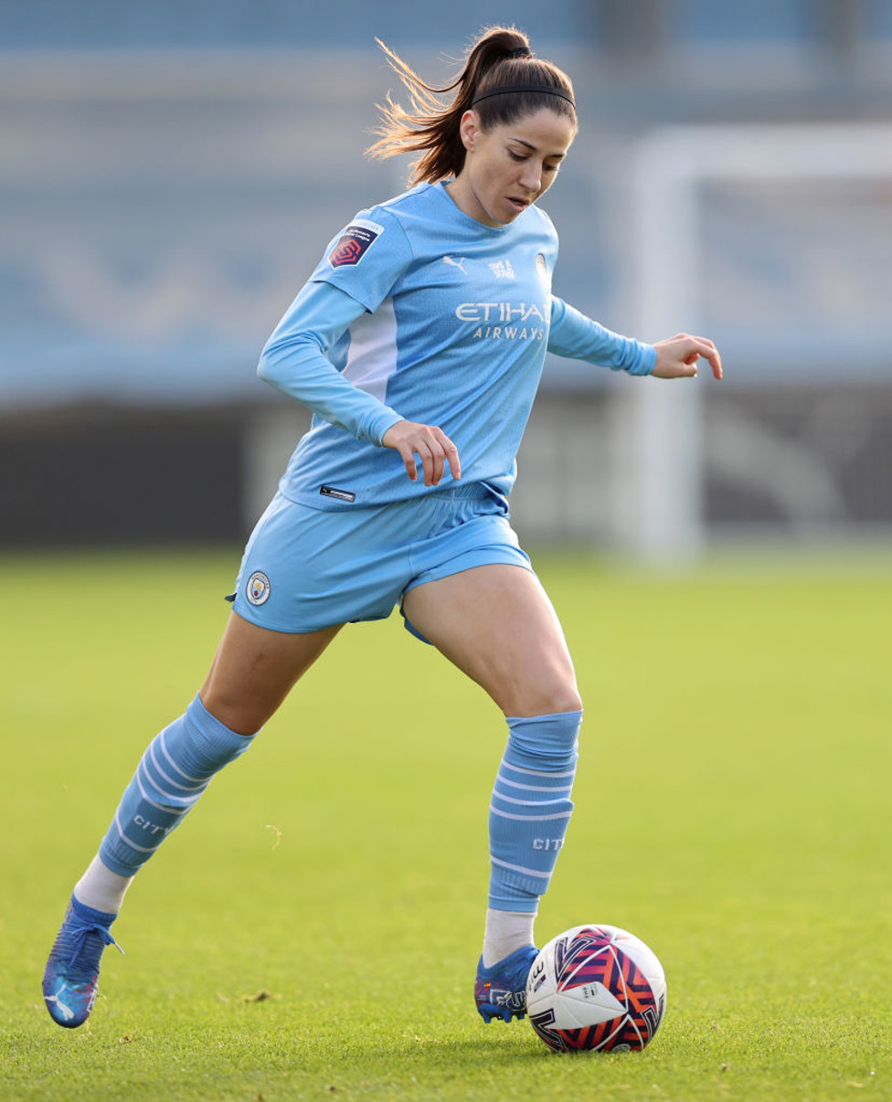 Vicky Losada será duda hasta el último momento tras sus molestias en el último derbi de Manchester. 