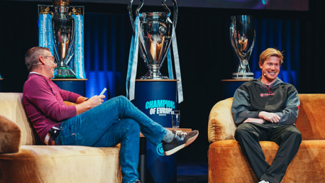 Kevin De Bruyne returns to Belgium on the Treble Trophy Tour 