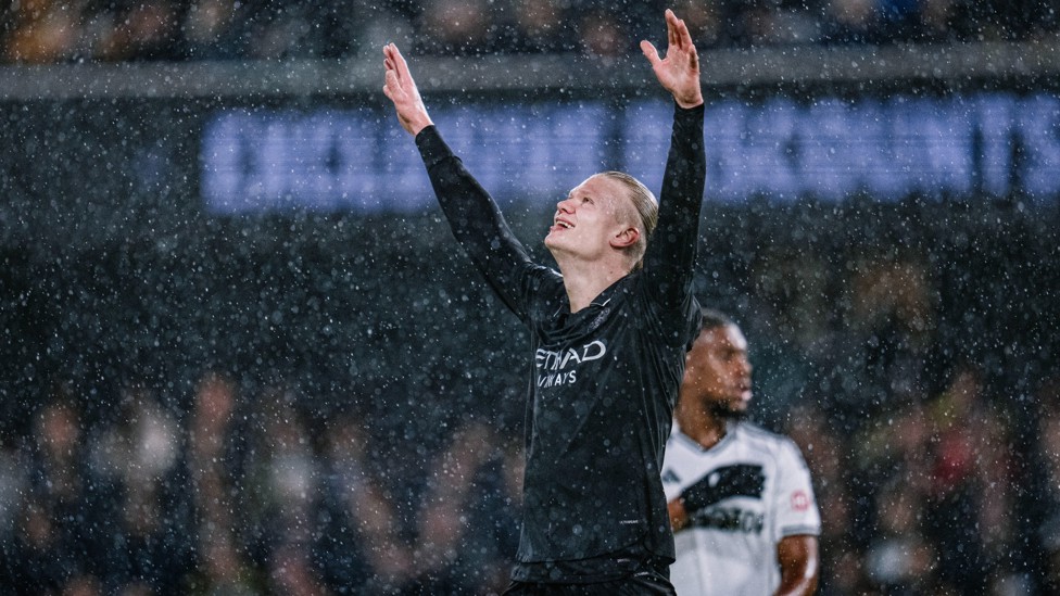 Fulham (away) : Left foot. Inside the box.
