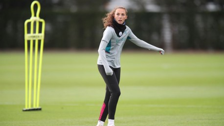 Caroline Weir helps Scotland rescue last gasp point