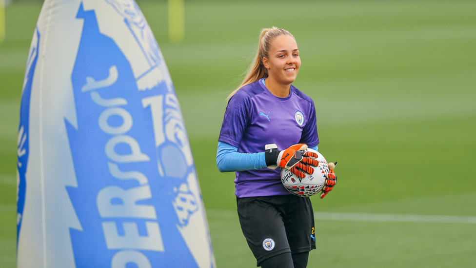 SAFE HANDS : Ellie Roebuck claims the ball