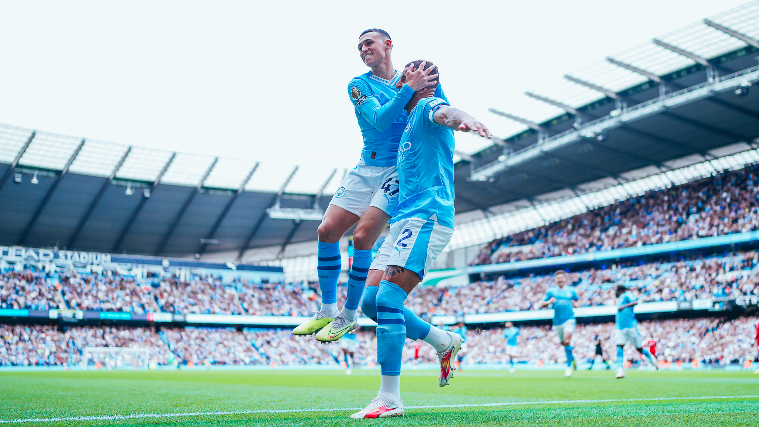 Galeria: Foden brilha contra o Forest! 