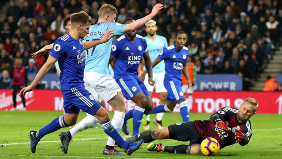 SO CLOSE: Kasper Schmeichel dives to deny Kevin De Bruyne