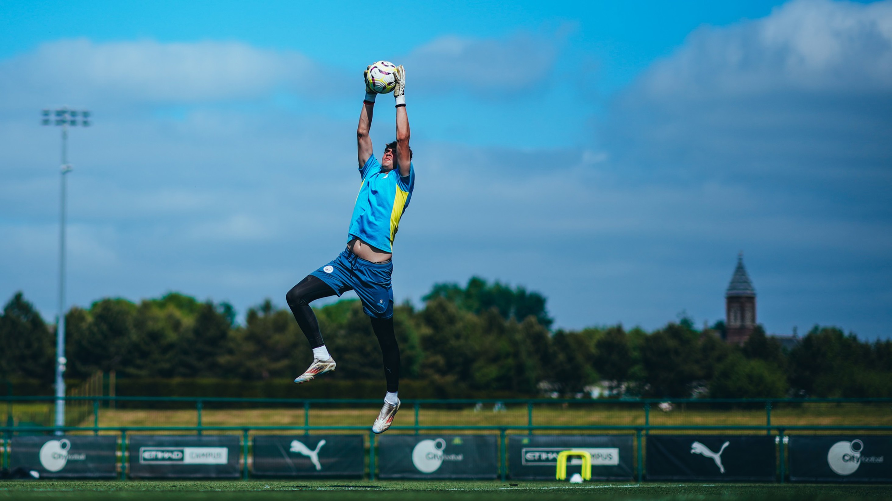 Gallery Academy prepare for Villa showdown