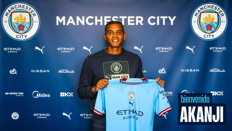 El dorsal de Manuel Akanji en el City