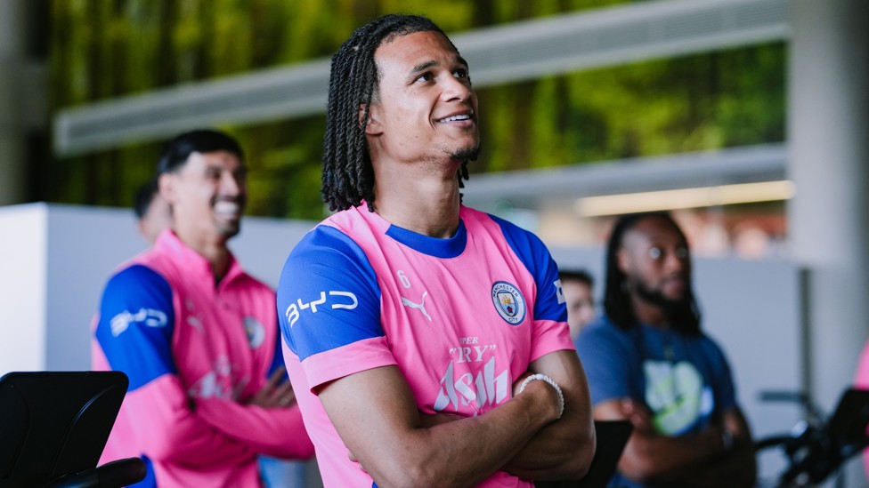 ALL SMILES : Nathan Ake gets his legs moving on the bikes