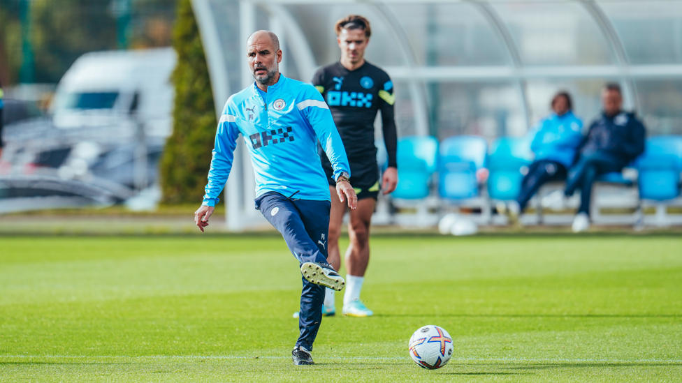 SETTING EXAMPLE : The Boss shows the players how it's done