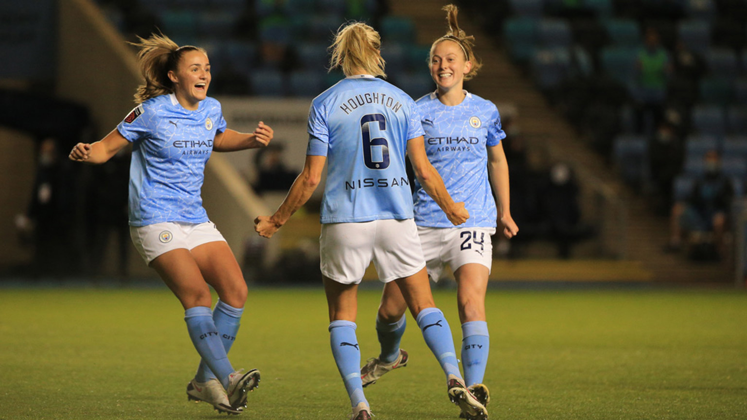 Houghton and Mewis fire City to FA Cup Final
